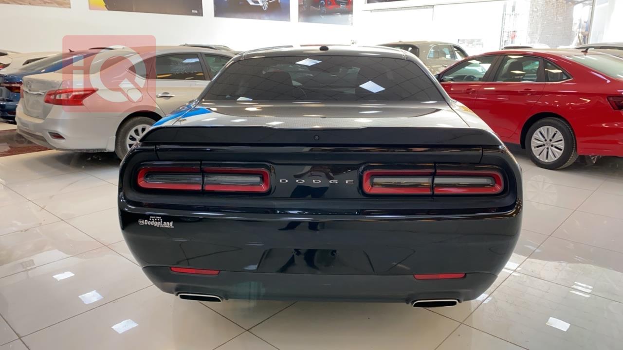 Dodge Challenger